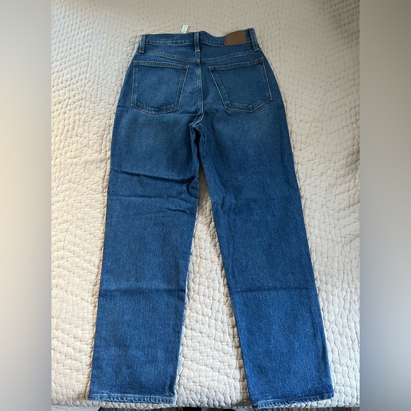 Size 28 Madewell The Perfect Vintage Straight Jean in Mayfield Wash - Picture 2 of 6